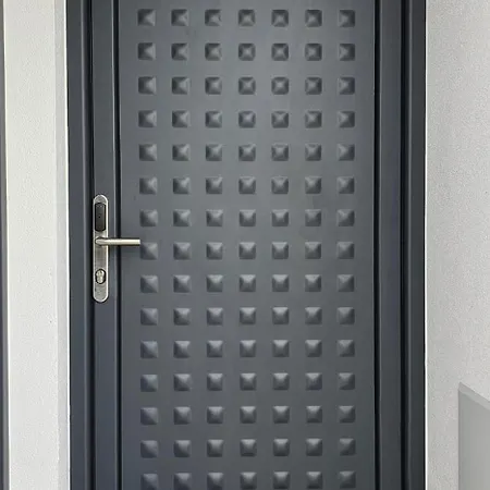 Dg Luxury Apartamento Makrýgialos