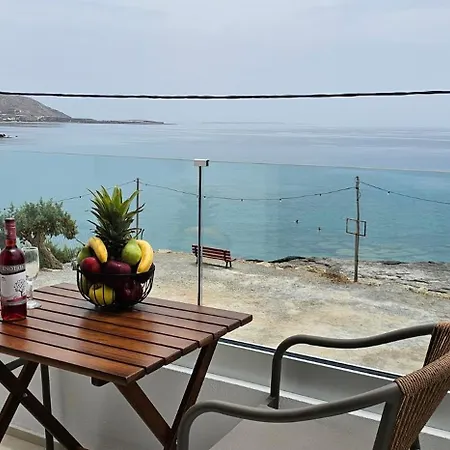 Dg Luxury Apartment Makrýgialos